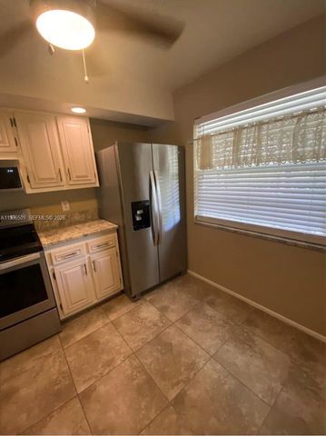 2703 Nassau Bend E2, Coconut Creek, FL 33066