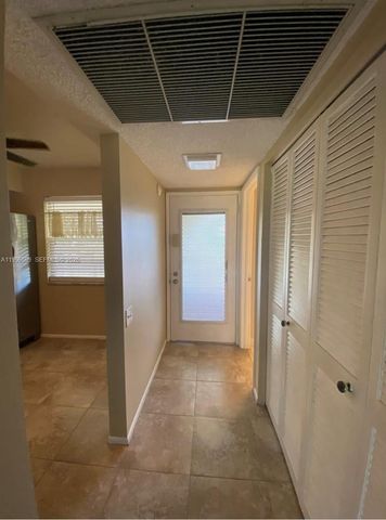 2703 Nassau Bend E2, Coconut Creek, FL 33066