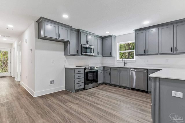 404 Bremen Ave, Pensacola, FL 32507