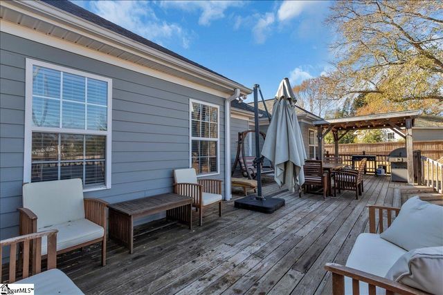 14 Manorwood Court, Simpsonville, SC 29681