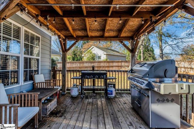 14 Manorwood Court, Simpsonville, SC 29681