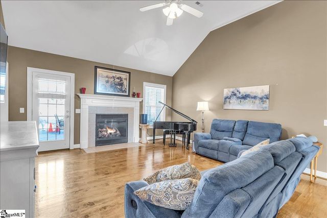 14 Manorwood Court, Simpsonville, SC 29681