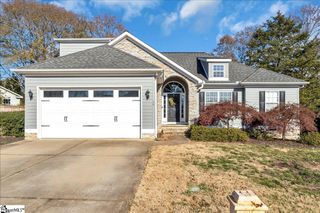 14 Manorwood Court, Simpsonville, SC 29681
