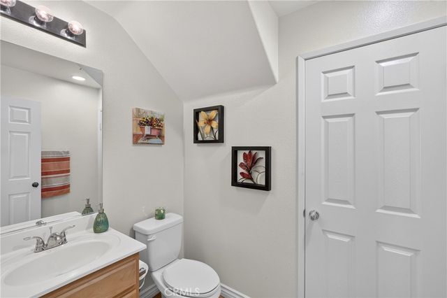 289 Kieswetter, Colton, CA 92324