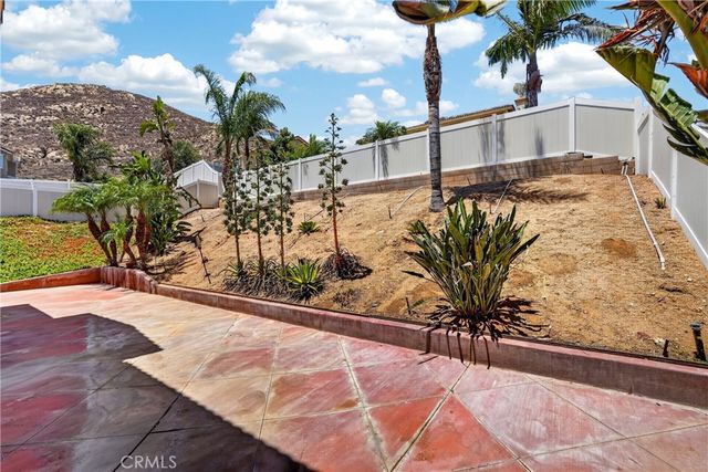 289 Kieswetter, Colton, CA 92324