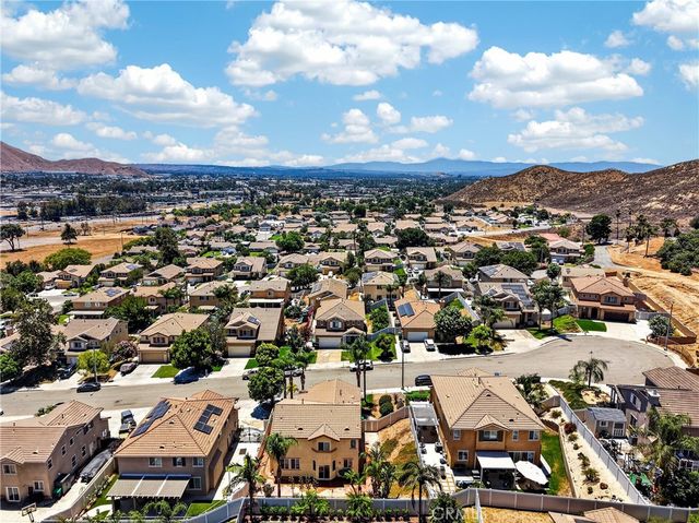 289 Kieswetter, Colton, CA 92324