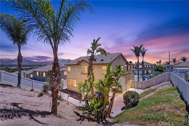 289 Kieswetter, Colton, CA 92324
