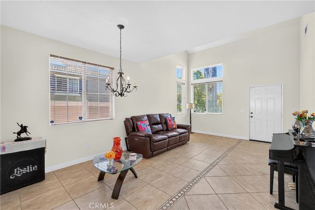 289 Kieswetter, Colton, CA 92324