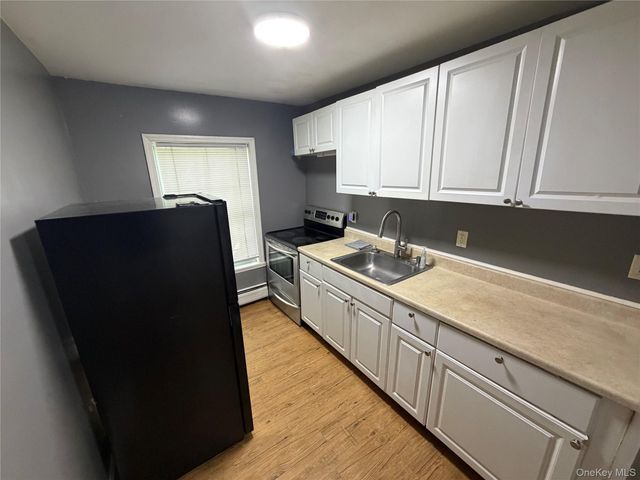 93 Catharine Street 2, Poughkeepsie, NY 12601