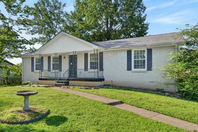 304 Notgrass Rd, Clarksville, TN 37042