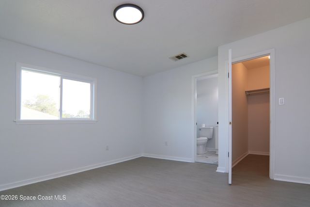 711 Kempten Street NW, Palm Bay, FL 32907