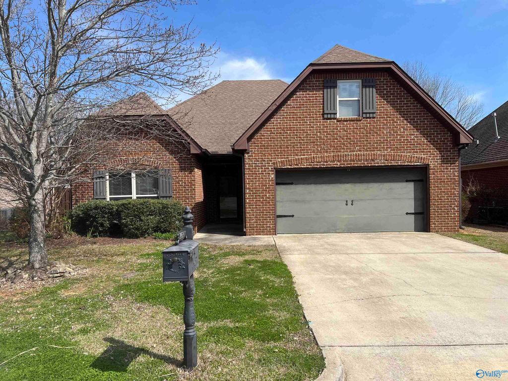 14424 Crooked Stick Place, Athens, AL 35611