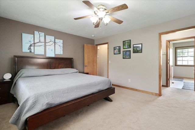 12794 County Road 8790, West Plains, MO 65775