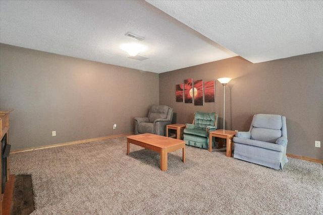 12794 County Road 8790, West Plains, MO 65775