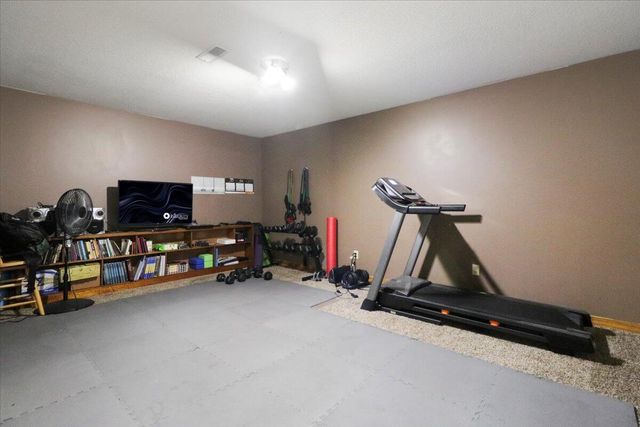 12794 County Road 8790, West Plains, MO 65775