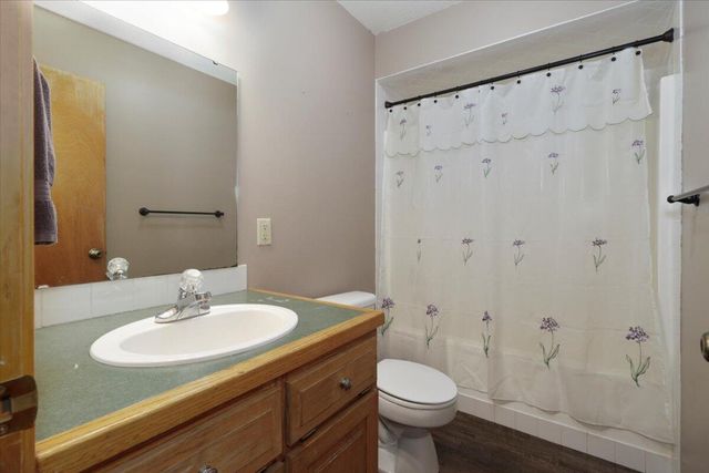 12794 County Road 8790, West Plains, MO 65775