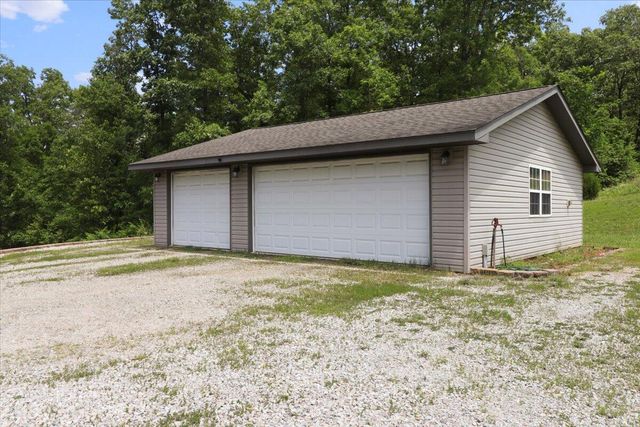 12794 County Road 8790, West Plains, MO 65775