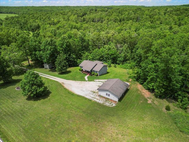 12794 County Road 8790, West Plains, MO 65775