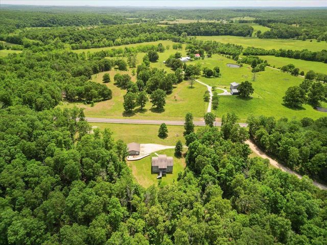 12794 County Road 8790, West Plains, MO 65775