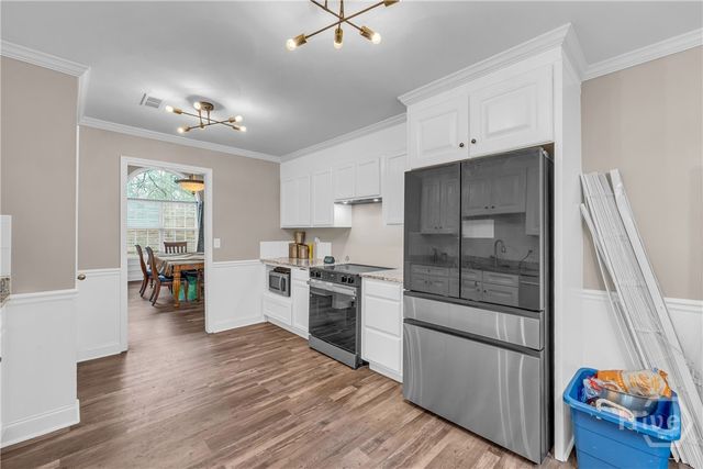 105 Hidden Lake Court, Hull, GA 30646