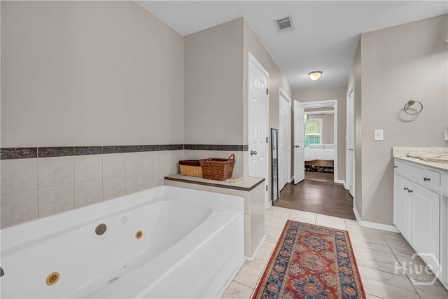 105 Hidden Lake Court, Hull, GA 30646