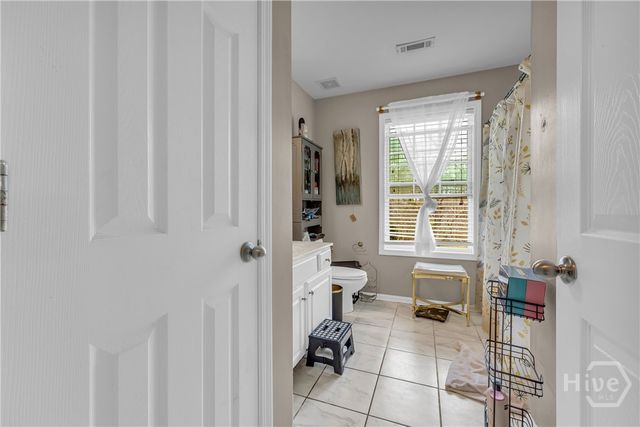 105 Hidden Lake Court, Hull, GA 30646