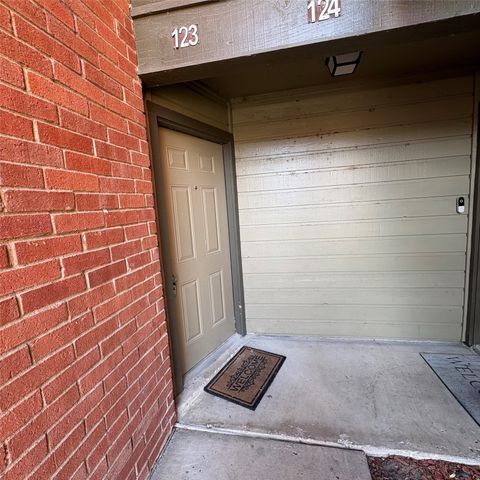 5913 Lake Hubbard Parkway 123, Garland, TX 75043