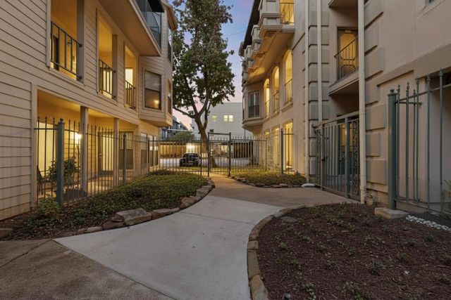 3105 San Jacinto Street 306, Dallas, TX 75204