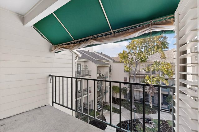 3105 San Jacinto Street 306, Dallas, TX 75204