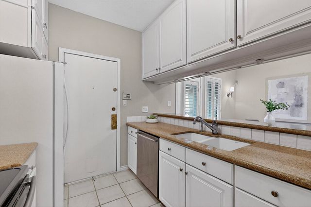 3105 San Jacinto Street 306, Dallas, TX 75204