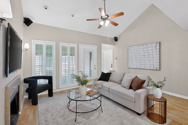 3105 San Jacinto Street 306, Dallas, TX 75204