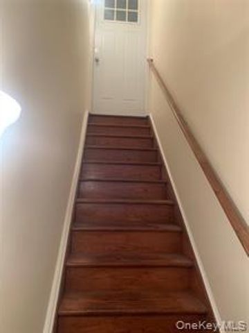 14 Edmunds Lane, Pine Bush, NY 12566