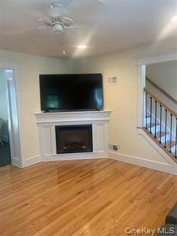 14 Edmunds Lane, Pine Bush, NY 12566
