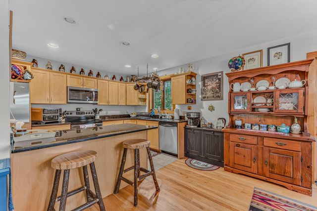 18 Armsby Circle, Campton, NH 03223