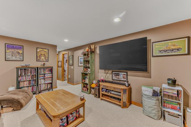 18 Armsby Circle, Campton, NH 03223