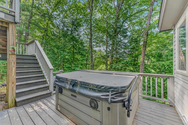 18 Armsby Circle, Campton, NH 03223