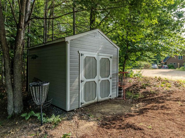 18 Armsby Circle, Campton, NH 03223