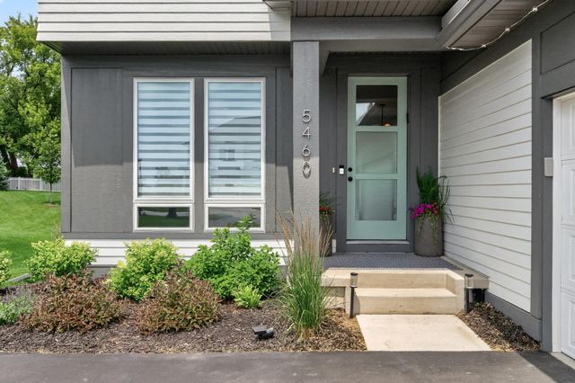 5460 Gestach Lane, Victoria, MN 55318