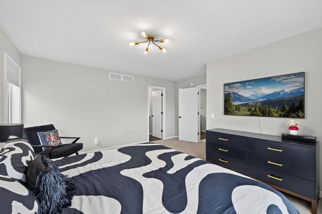 5460 Gestach Lane, Victoria, MN 55318