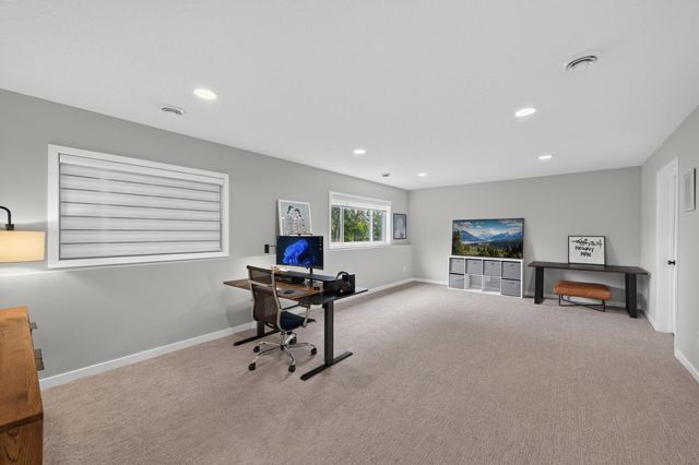 5460 Gestach Lane, Victoria, MN 55318