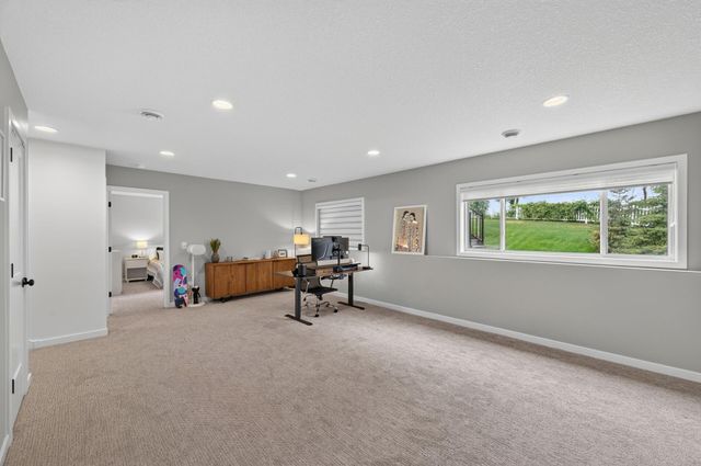 5460 Gestach Lane, Victoria, MN 55318