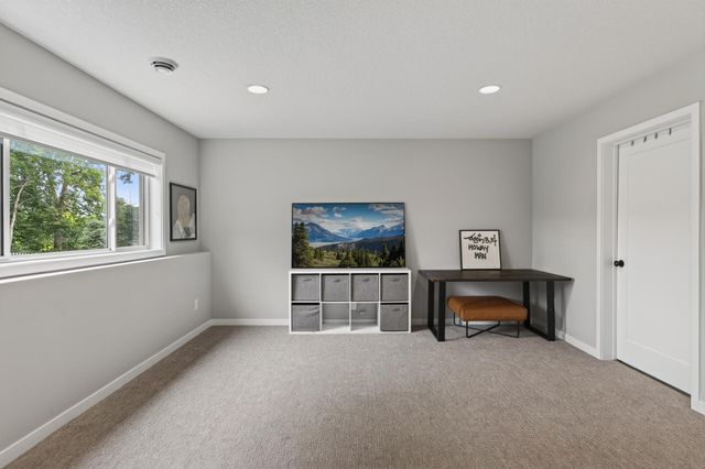 5460 Gestach Lane, Victoria, MN 55318