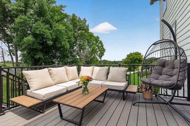 5460 Gestach Lane, Victoria, MN 55318
