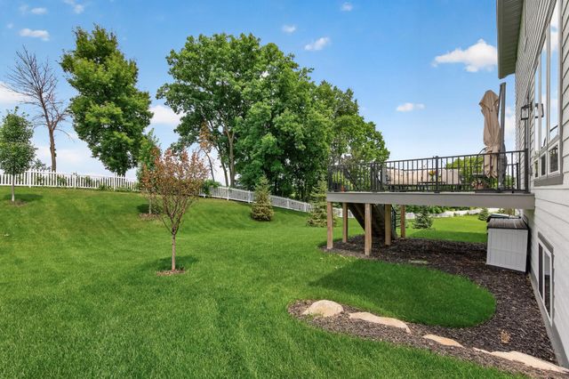 5460 Gestach Lane, Victoria, MN 55318