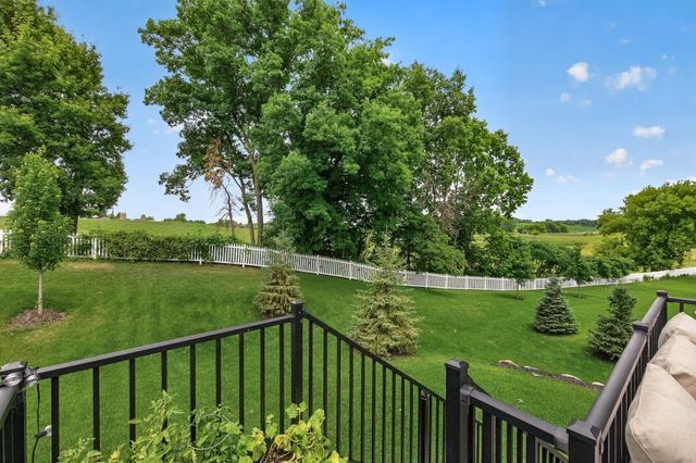 5460 Gestach Lane, Victoria, MN 55318