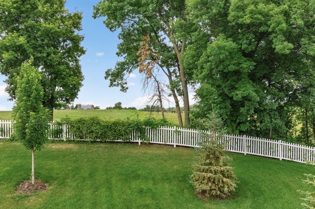 5460 Gestach Lane, Victoria, MN 55318