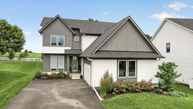 5460 Gestach Lane, Victoria, MN 55318