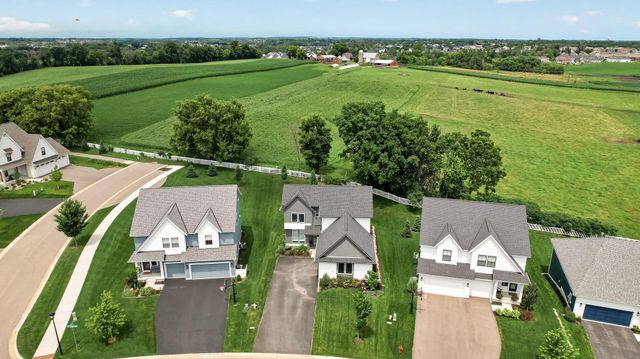 5460 Gestach Lane, Victoria, MN 55318