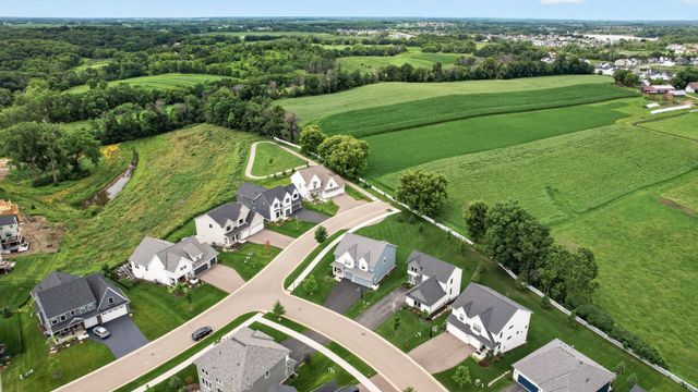 5460 Gestach Lane, Victoria, MN 55318