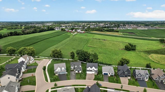 5460 Gestach Lane, Victoria, MN 55318